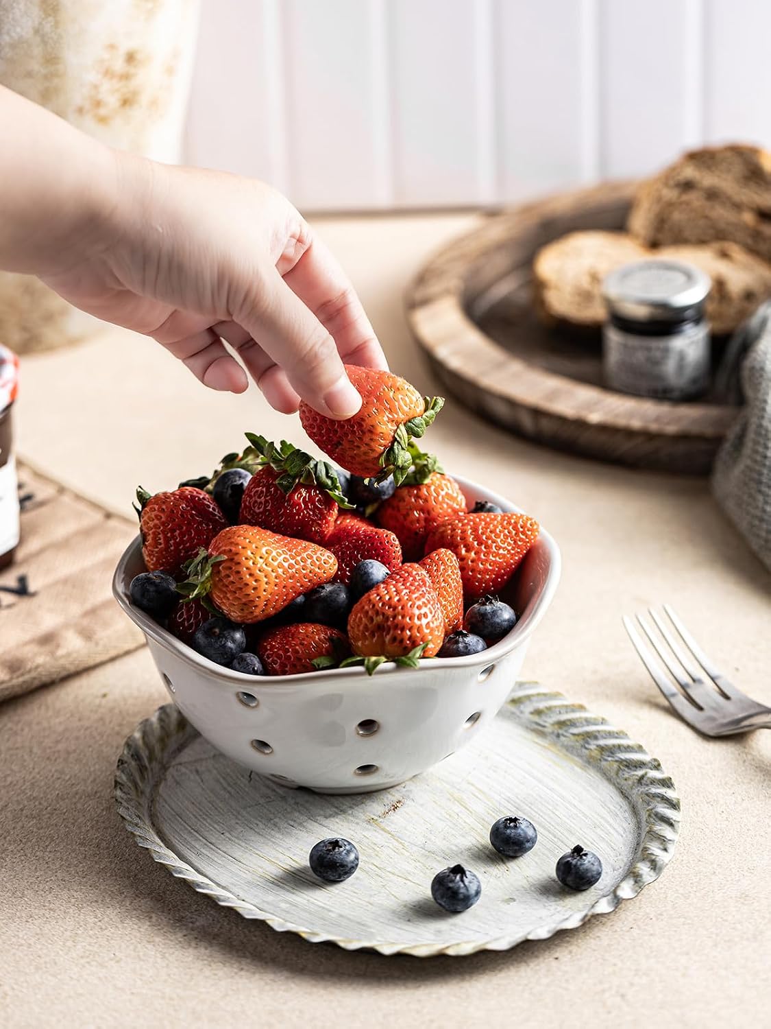 Gomakren Berry Bowls with Holes Ceramic, Berry Washing Bowl Basket Set of 2, 5.8 Inch Round Fruit Bowl Storage Containers, Strawberry Baskets, Farmhouse Kitchen Decor, Yellow + Brown