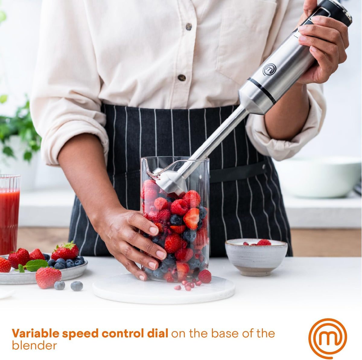 MasterChef Immersion Blender Handheld with Electric Whisk & Milk Frother Attachments, Hand Held Stainless Steel Stick Emulsifier for Making Baby Food, Soup, Puree, Cake, Cappuccino, Latte etc, 400W