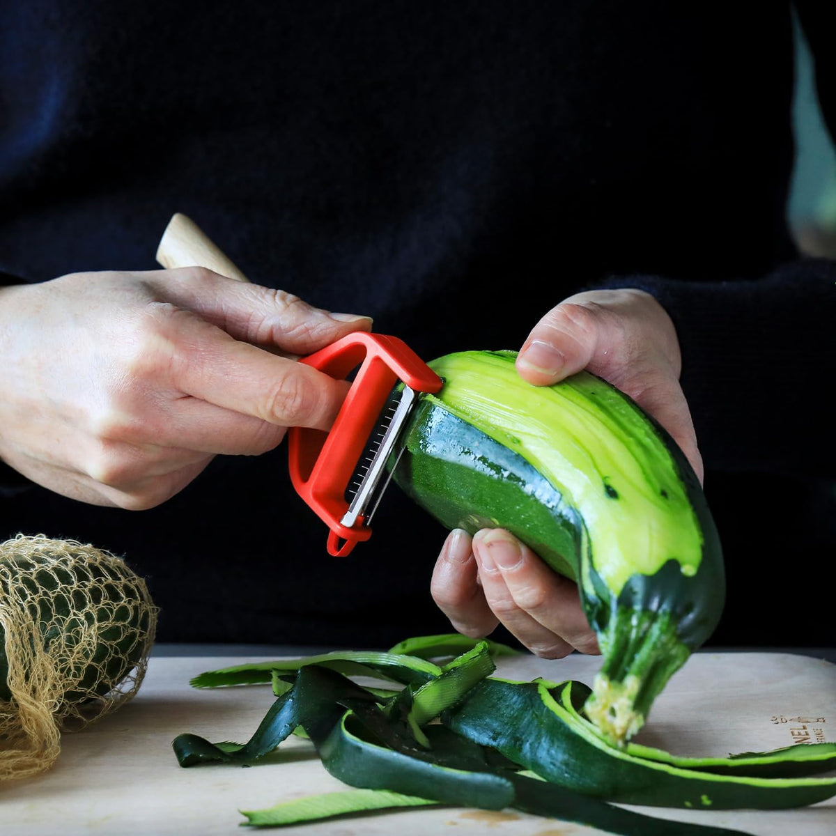 Opinel T-Duo 254621 Wooden Peeler in Red for Peeling Vegetables and Preparing Juliennes One Size