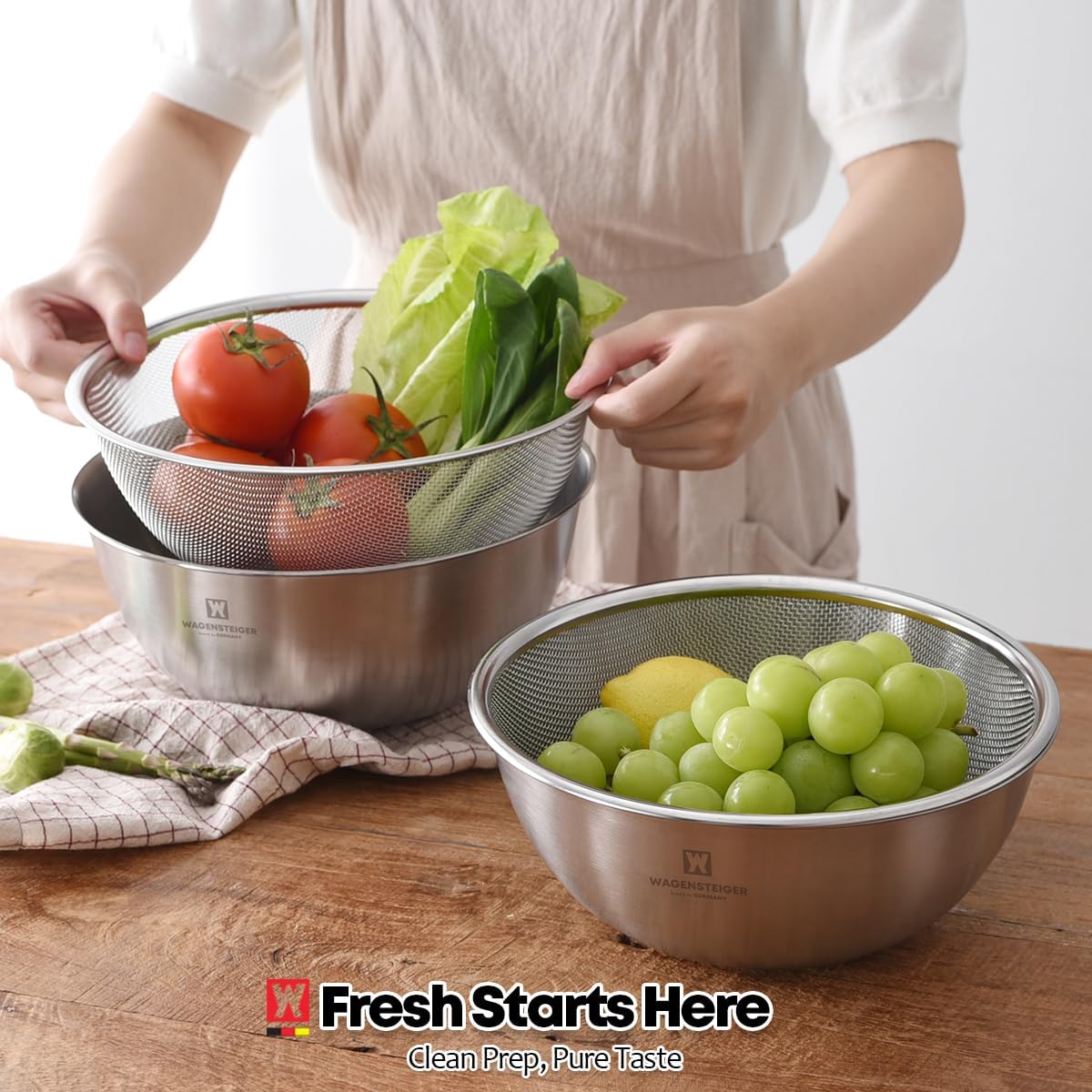 WAGENSTEIGER Stainless Steel Mixing Bowl and 3-Legged Colander Set, Multipurpose Kitchen Basket with Fine Mesh Colander, Salad Mixing Bowl with Strainer, Rinsing Vegetables & Fruits (24cm / 9.45")