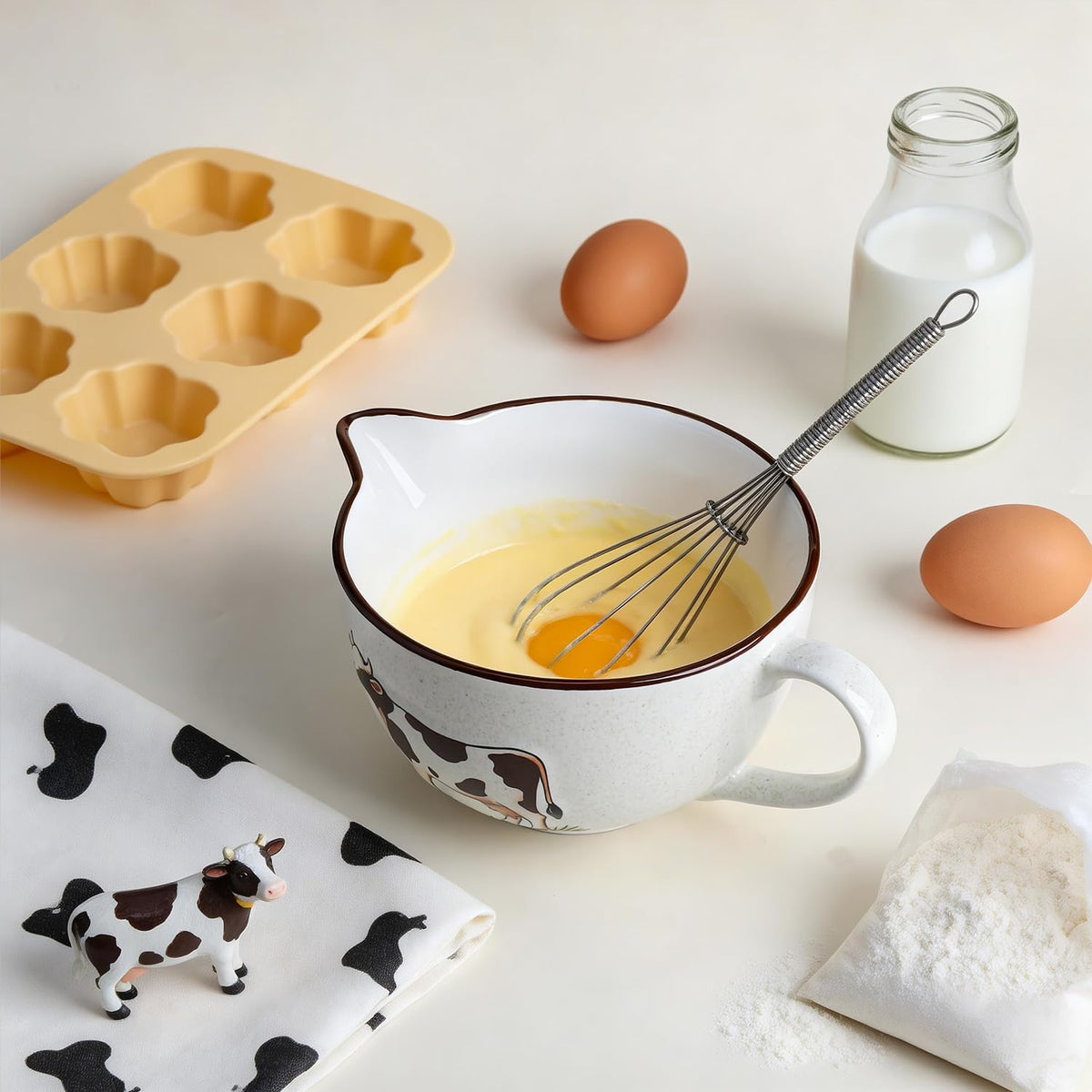 Gaolinci Cow Embossed Ceramic Mixing Bowl, 1 Quart Batter Bowl, with Pouring Spout and Handle