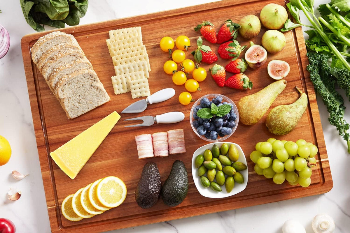 OAKSWARE 16.5" x 13" Acacia Wood Cutting Board, Kitchen Prep Station