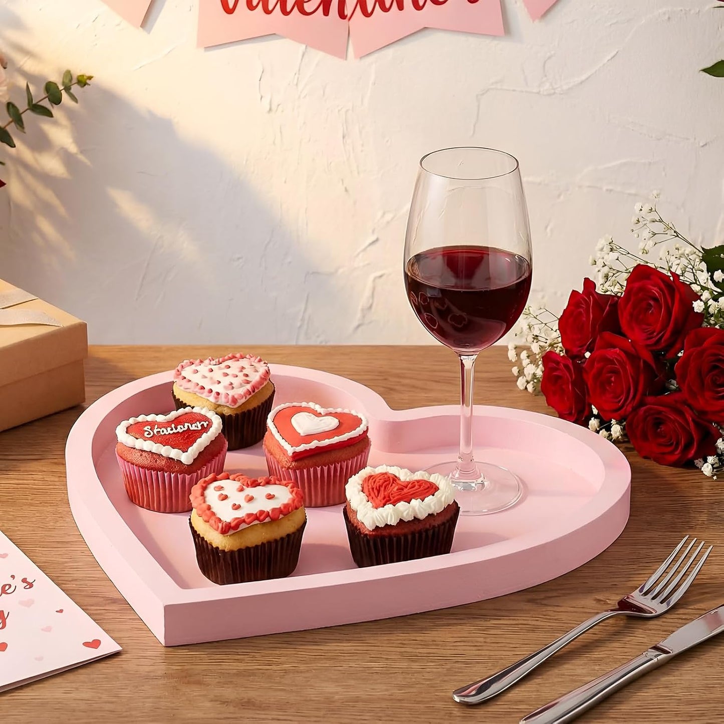 Hushee 3 Pcs Valentine's Day Wooden Serving Tray Heart Shaped Plate Wood Serving Dish Tray and Platter for Valentines Day Table Decoration Home Office Food Display, 3 Sizes(Heart, Red, Pink, White)