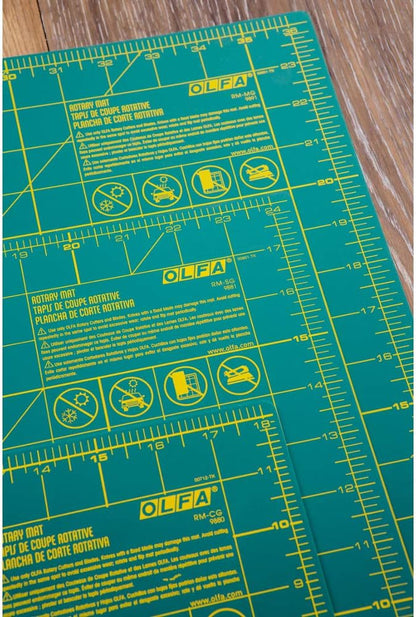 OLFA Gridded Cutting Mat 12"X18"
