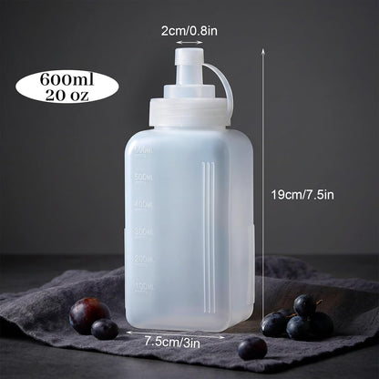 Large Squeeze Bottles for Sauces, 600ML/20oz Wide Mouth Salsa Dispenser Bottle with Lid, Square Condiment Squeeze Bottles for Mayo BBQ Tomato Salad Sauce Spaghetti Pasta Sauce Bottle