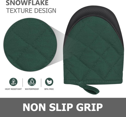 1 Pair Short Oven Mitts - Silicone Kitchen Oven Gloves High Heat Resistant 500℉, Mini Oven Mits with Non-Slip Grip Surfaces and Hanging Loop for BBQ, Baking, Cooking and Grilling (Black)
