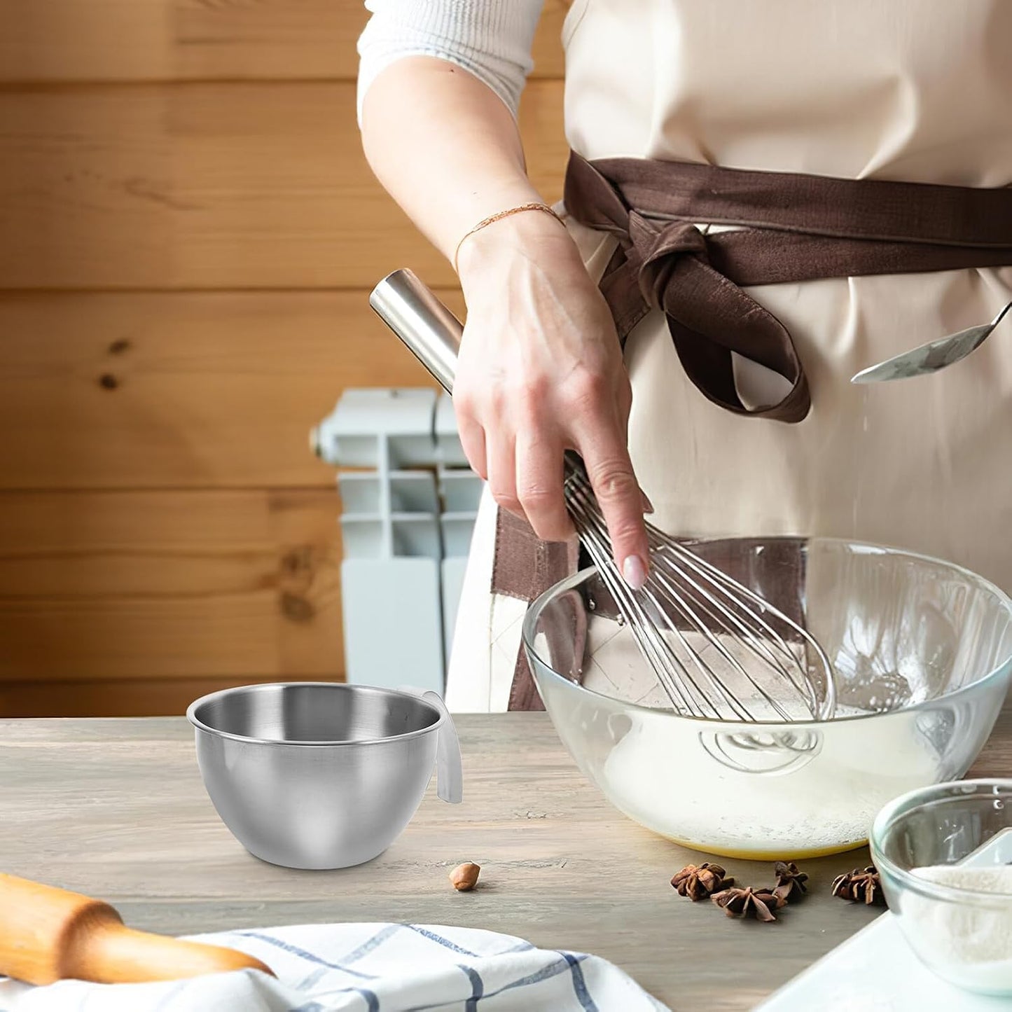 Mixing Bowl Stainless Steel Pour Spout Large Capacity Measuring Cup Handle and Scale for Baking Cooking and Egg Beating