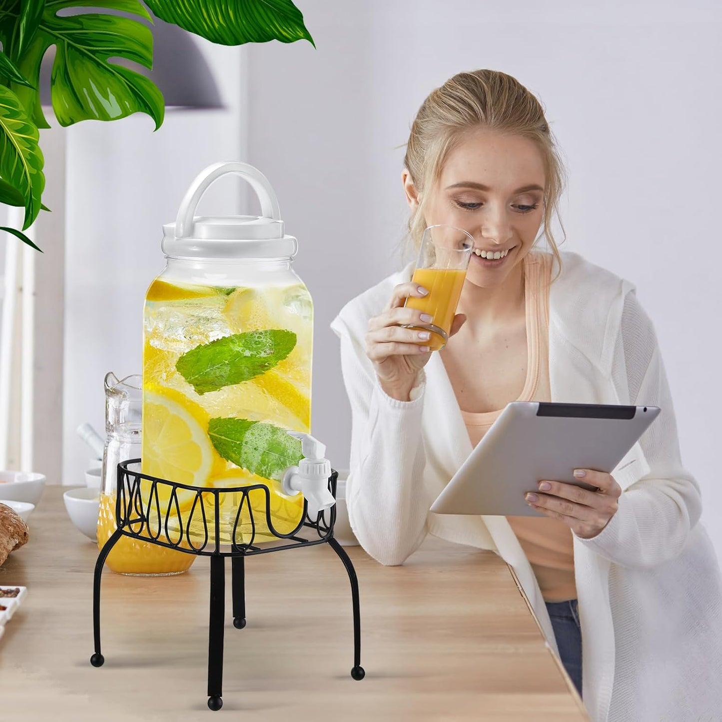 Tanlade 2 Pcs Plastic Drink Dispenser with Stand Beverage Dispenser with Sturdy Metal Base Juice Jar for Parties Lemonade Jar Spigot for Weddings Countertop Water, Each 1 Gallon(Black)