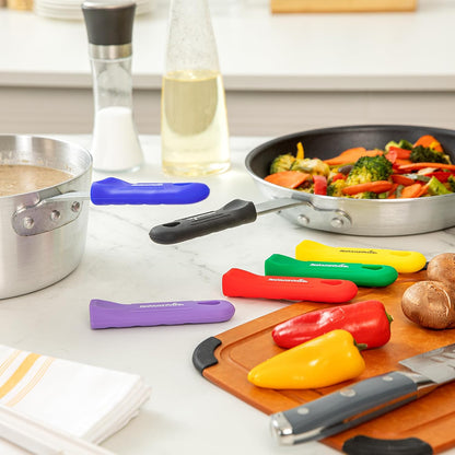 Restaurantware Silicone Pan Handle Cover Set 1-Count Heat-Resistant Removable Pan Handle Grips, Ergonomic Non-Slip Green Handle Protectors for Fry Pans and Sauce Pans