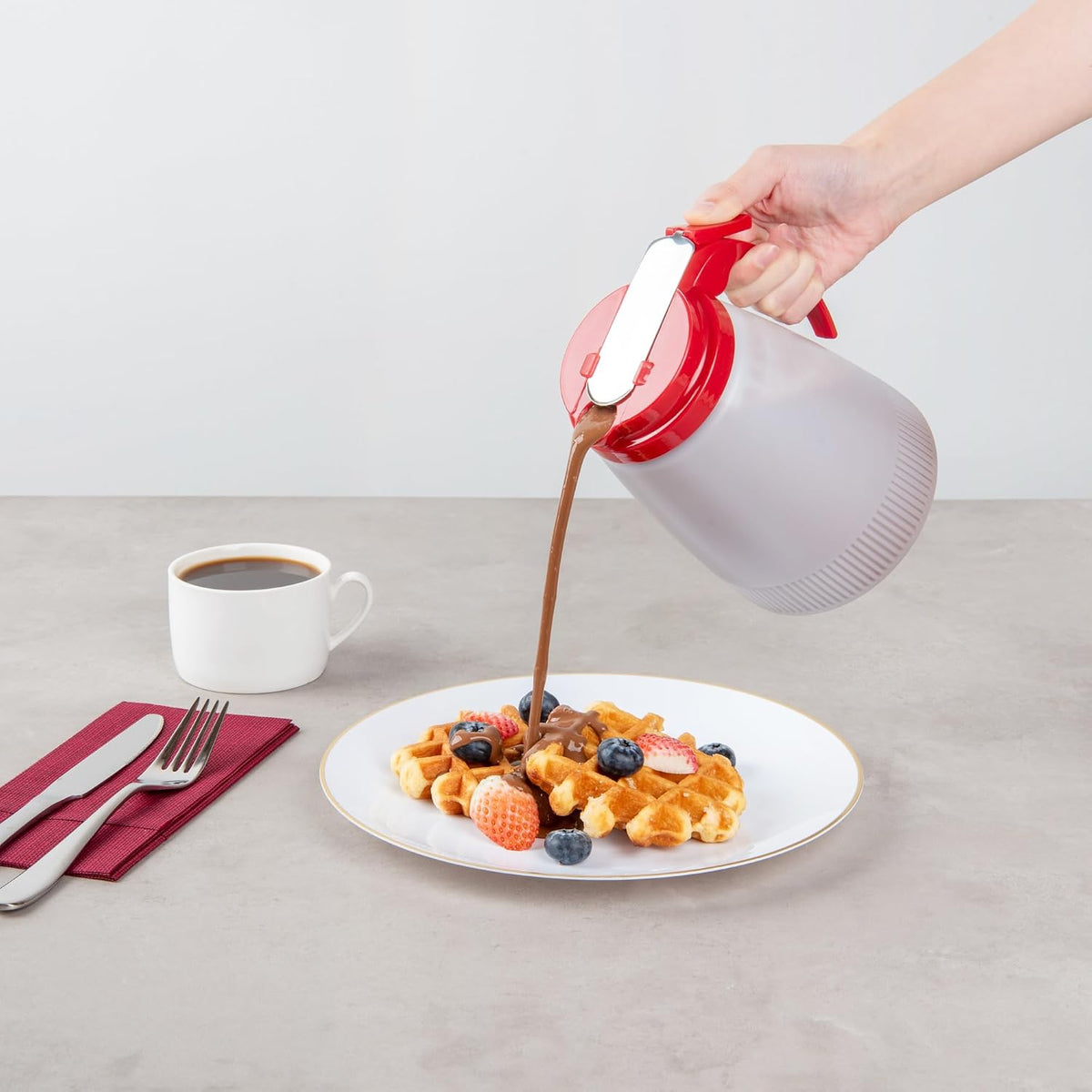 Restaurantware-Chef 101 32 Ounce All Purpose Syrup Dispenser, 1 Honey Dispenser - White Top, Stainless Steel Slide Cover, Plastic Pancake Syrup Bottle, Perfect For Diners, Restaurants, Home
