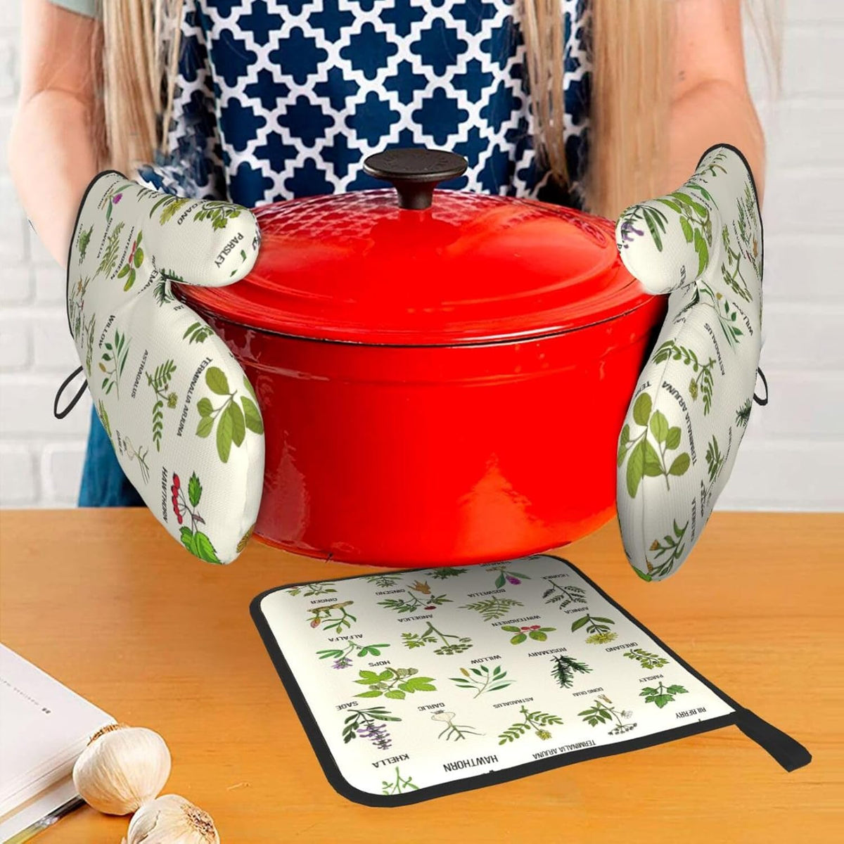 Boho Floral Oven Mitts and Pot Holders Sets of 3, Cute Baker Stuff