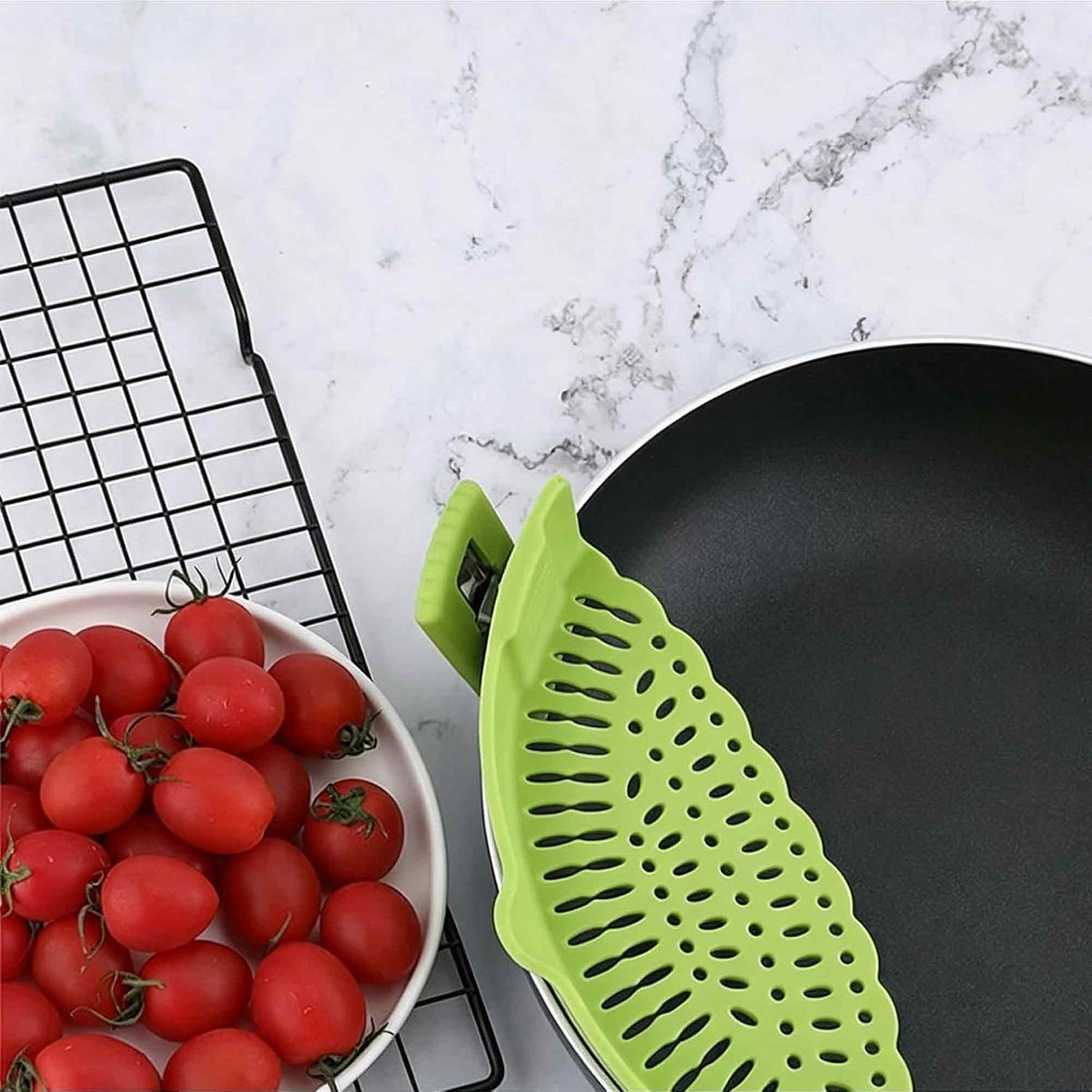 Blue Silicone Clip On Strainer, Universal Pot Colander for Draining Pasta, Vegetables and Kitchen Cooking
