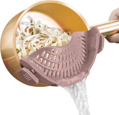 AUOON Clip On Strainer Silicone for All Pots and Pans, Pasta Strainer Clip on Food Strainer for Meat Vegetables Fruit Silicone Kitchen Colander