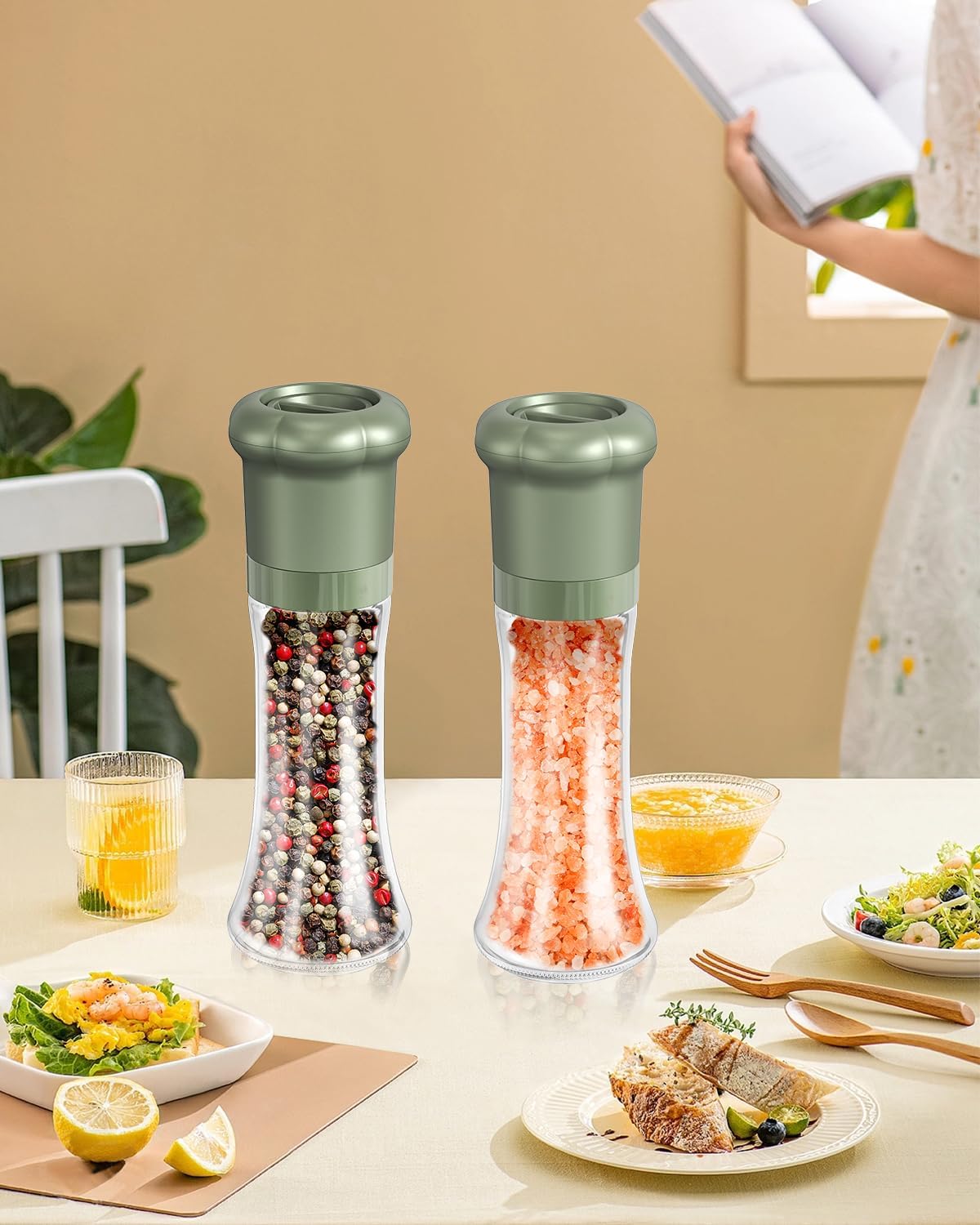 CIRCLE JOY Premium Manual Salt and Pepper Grinder Set, Refillable Salt and Pepper Shakers with Ceramic Blades, Adjustable Coarseness and BPA-free 180ml Glass Container, Tall Black White