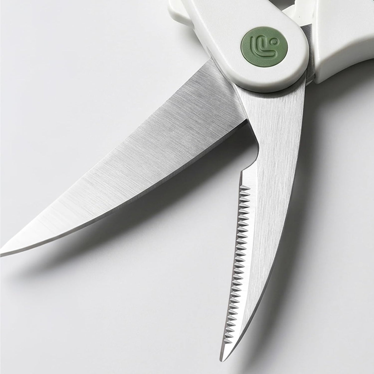 Linoroso Poultry Shears with Magnetic Holder Kitchen Shears Heavy Duty