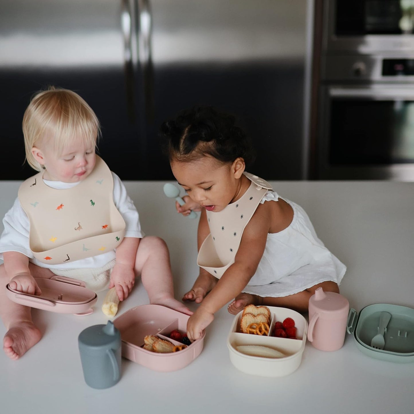 mushie Kids Bento Lunch Box | 3-Compartment & Removable Divider + Fork & Spoon Utensils | Great For Meals, School, Snacks On-the-Go | Dishwasher Safe (Blush)