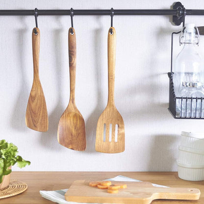 FAAY 13.5" Right-Hand Teak Spatula for Wok - Extra Wide 3.15" Head, Thin Edge Turner for Nonstick Pans, Coconut Oil Finish, Thai Handcrafted Wood