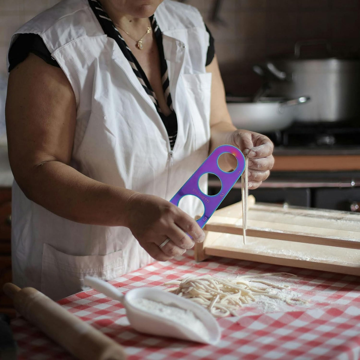 Stainless Steel Spaghetti Measuring Tool with 4 Portions for Kitchen