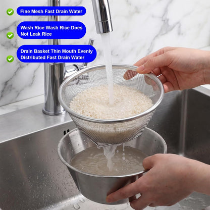 2 Sets Mini Colander & Food Strainer, 4 Pcs Total 304 Stainless Steel Small Mixing Bowls for Kitchen, Draining Rice Pasta, Washing Fruit Vegetables, Salad Prep (5.51 x 2.36 Inches, Silver)