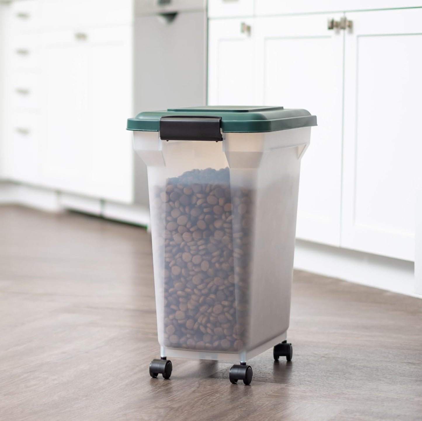 IRIS USA Remington Dog Food Storage Container, 30 lbs, 11 lbs, Airtight, Stackable, Wheels, Food Storage, Treat Box, 2-Cup Scoop