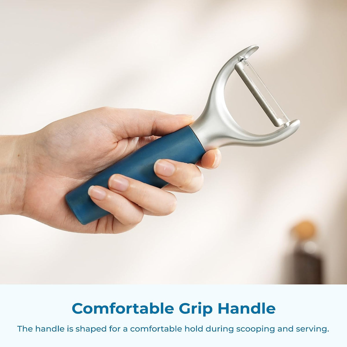 OOU Garlic Press, Stainless Steel Garlic Mincer with Premium Zinc Alloy Construction, Easy-Squeeze Ergonomic TPE Non-Slip Grip Handles, Reverse Cleaning Bumps and Dishwasher Safe Design, Blue
