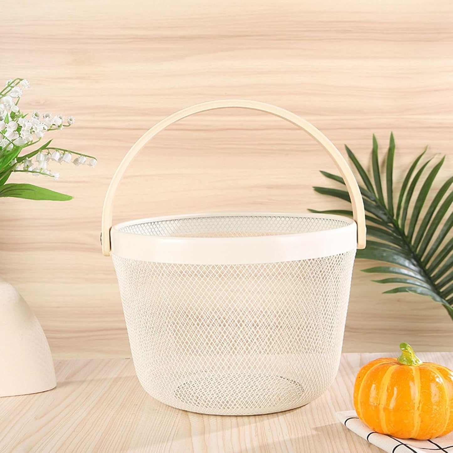 AJIODA Metal Mesh Steel Wire Basket, Round Storage Organizer Basket with Wooden Handle Multi-functional Hanging Kitchen Baskets Fruit Baskets for Kitchen Bathroom Picnic Decor Cabinet Home, White