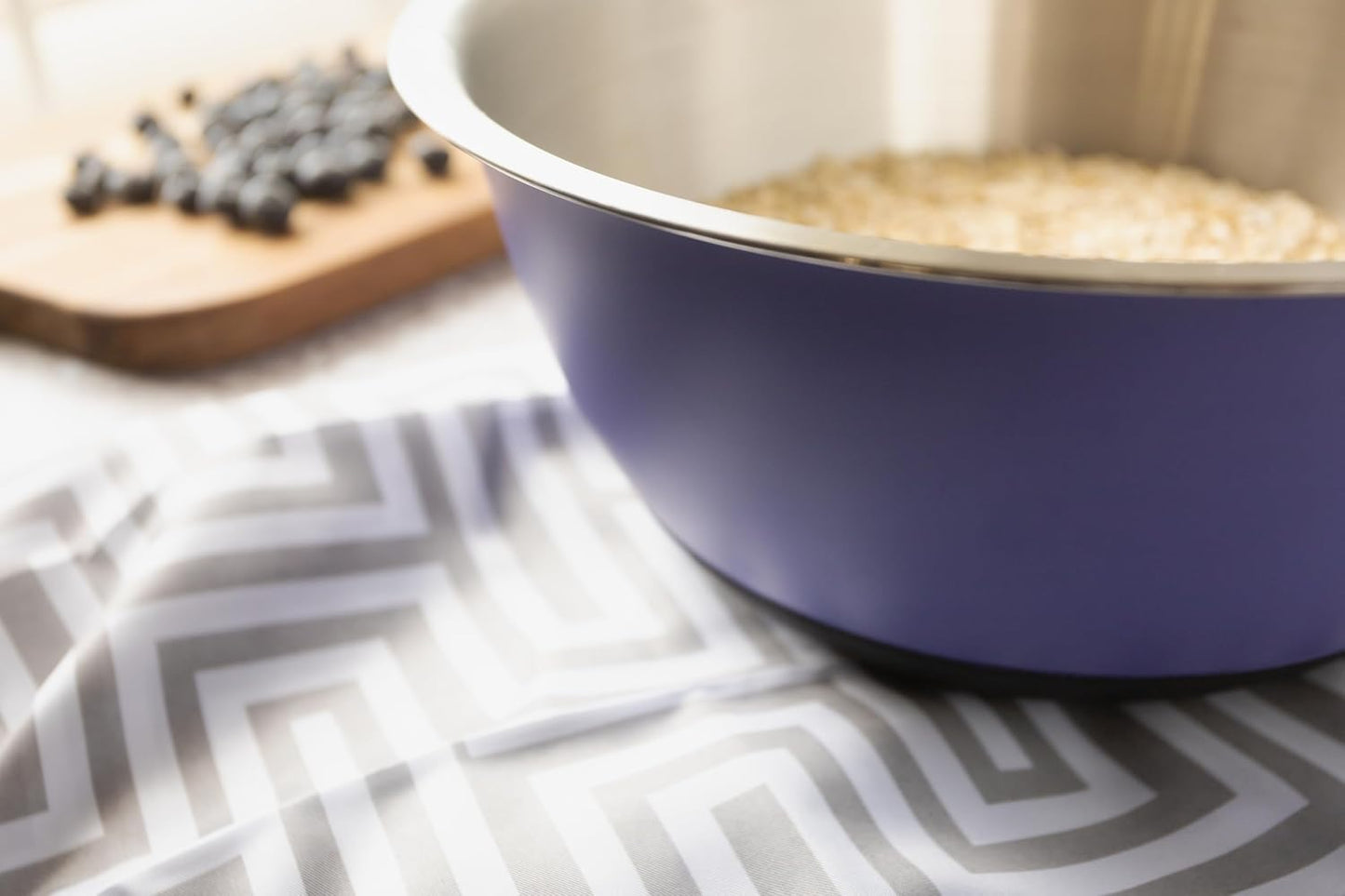 Fox Run Stainless Steel Small Mixing Bowl, 7.25 x 7.25 x 3.75 inches, Metallic