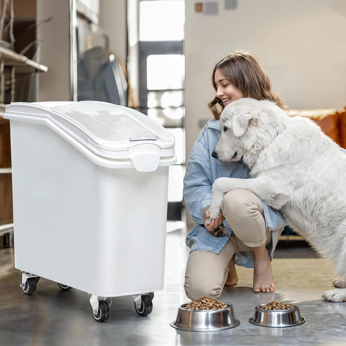 YITAHOME 50L/90lb Large Ingredient Flour Storage Bin, Commercial 11.4-Gallon Rice Storage Container 280 Cups Bulk Flour storage Bins with Wheels,Scoop,Lid and scale, Rice Bin for Kitchen, White