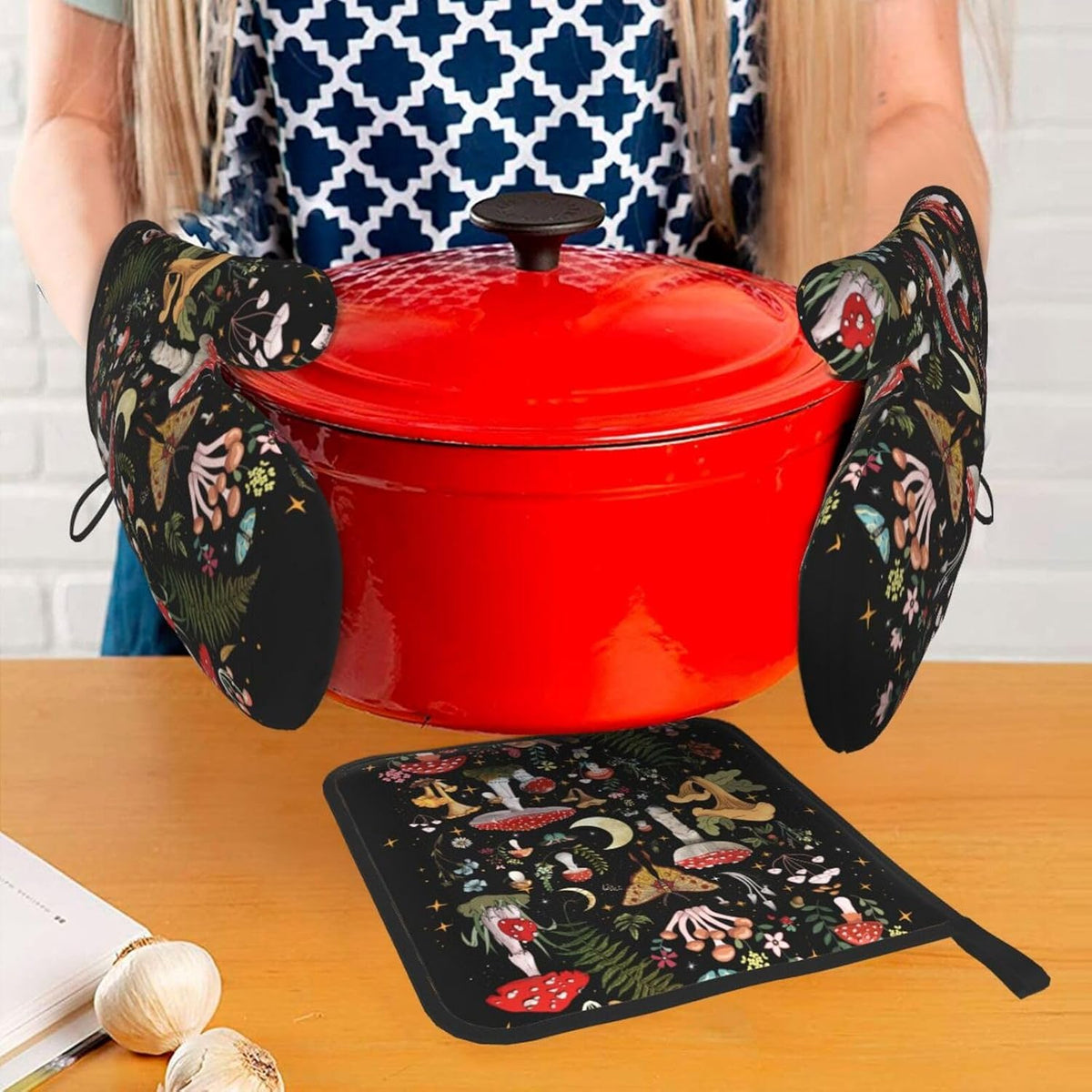 Boho Floral Oven Mitts and Pot Holders Sets of 3, Cute Baker Stuff