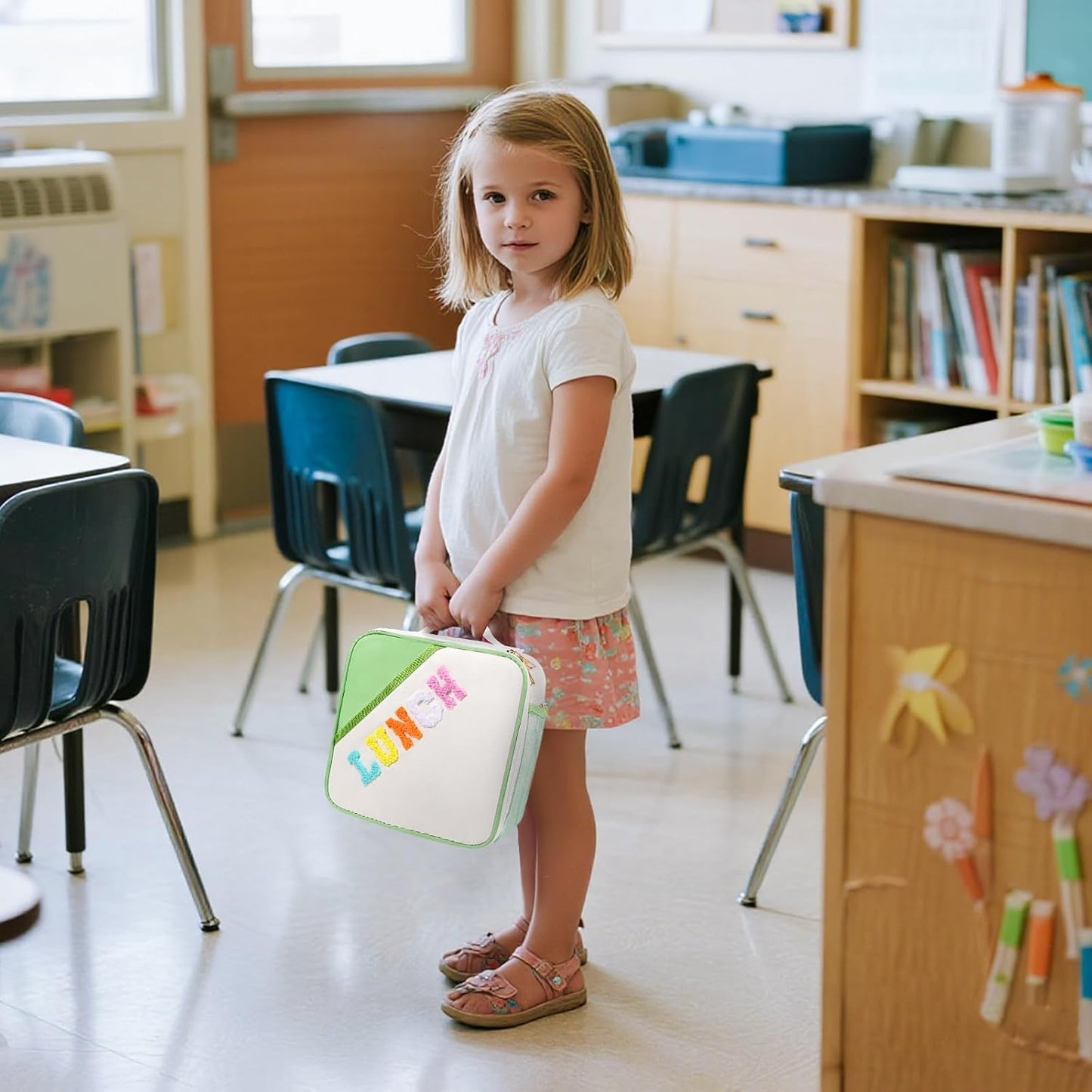 Nsrzua Lunch Bag Kids-Kids Insulated Lunch Bag with Adjustable Strap - Reusable Leakproof Lunch Box for Girls, Preppy School Lunch Tote for Travel, Picnic,School & Winter Camp