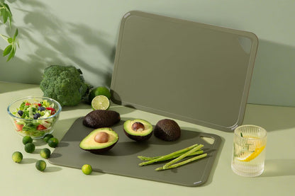 THETCHRY Plastic Cutting Board Set of 4, Extra Large Cutting Board for Kitchen with Non-Slip, Large -Small Chopping Board for Cooking, Bpa Free, with Grip Handle,Green