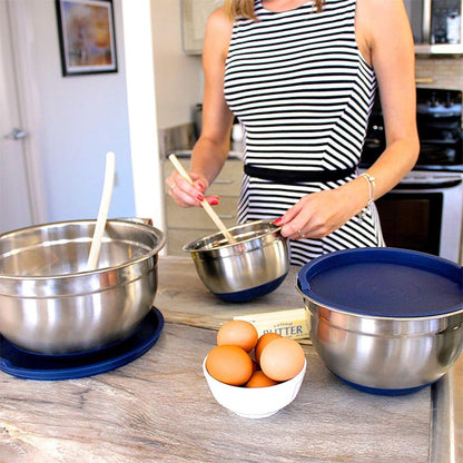 Stainless Steel Mixing Bowls with Lids and Non Slip Bases (Set of 3, Red)