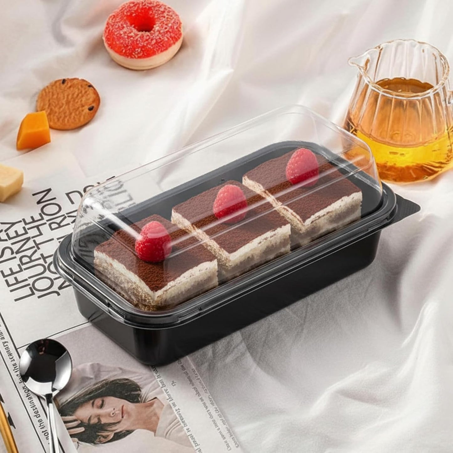 Shellwei 5 Pack Extra Large Charcuterie Board with Lids, 18 x 12 Inch Plastic Catering Trays for Cookies, Desserts, Candy, Reusable Serving Platters for Travel Party