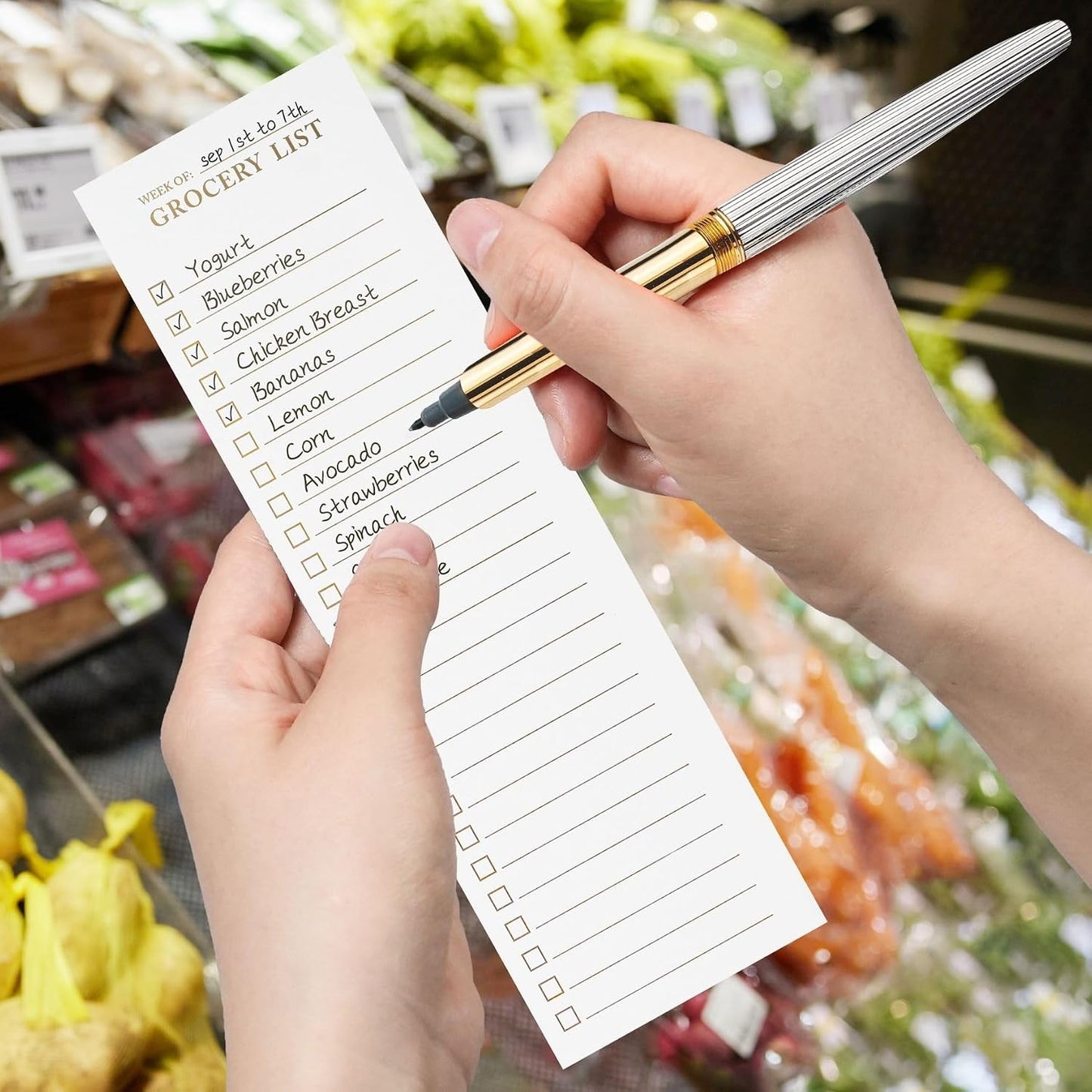 White Magnetic Meal Planner Notepad & Tear Off Weekly Grocery List for Fridge - Grocery Shopping List Notepad – Dinner List for Refrigerator - White and Gold Metalic Planner with 52 Sheets - 7 x 10 Inch