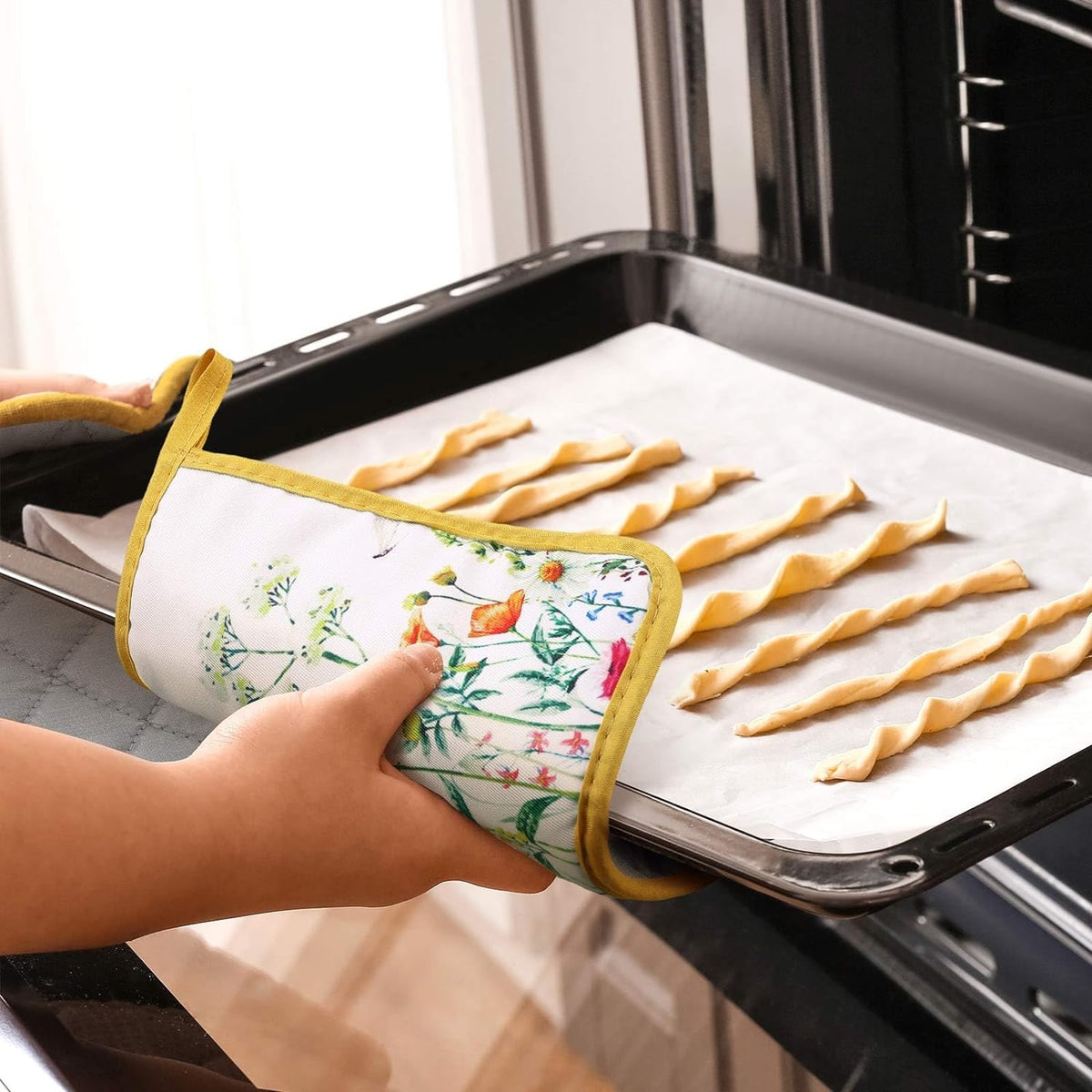 Bencailor 12 Pcs Christmas Wildflower Pot Holders with Pocket