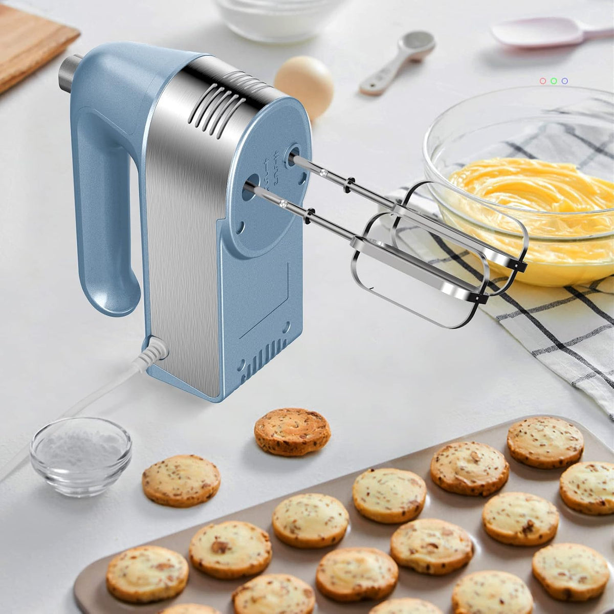 Hand Mixer Electric, 450W Kitchen Mixers with Scale Cup Storage Case, Turbo Boost/Self-Control Speed + 5 Speed + Eject Button + 5 Stainless Steel Accessories, For Easy Whipping Dough, Cream, Black