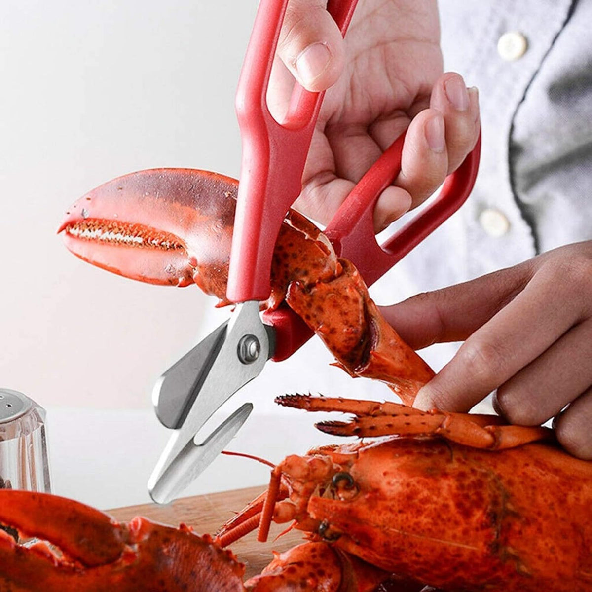 Seafood Scissor Stainless Steel Lobster Crab Shrimp Scissors Detachable Seafood Shears Multifunctional Seafood Cutter Tools for Kitchen Cooking(Red)