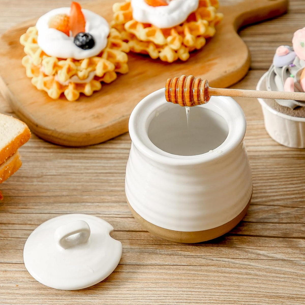 HASENSE Ceramic Honey Pot with Lid, 12 Ounce HoneyJar with Wooden Dipper, Honey Dipper Stick and Jar Set, Cute Small Container for Christmas Thanksgiving Gift, Dishwasher Safe, Blue