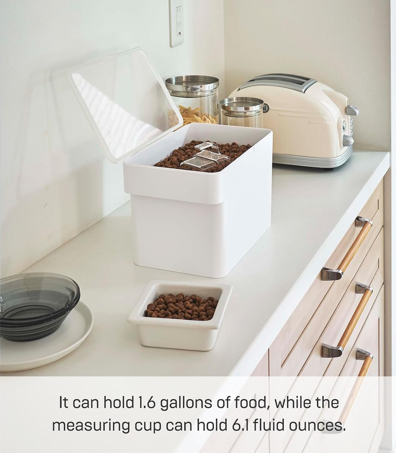 YAMAZAKI Home Tower Airtight Pet Food Storage Container - Cat And Dog Food Holder Bin With Transparent Lid And Handle - Extra Large - Polypropylene - 6.6 Gallons, 25 Liters