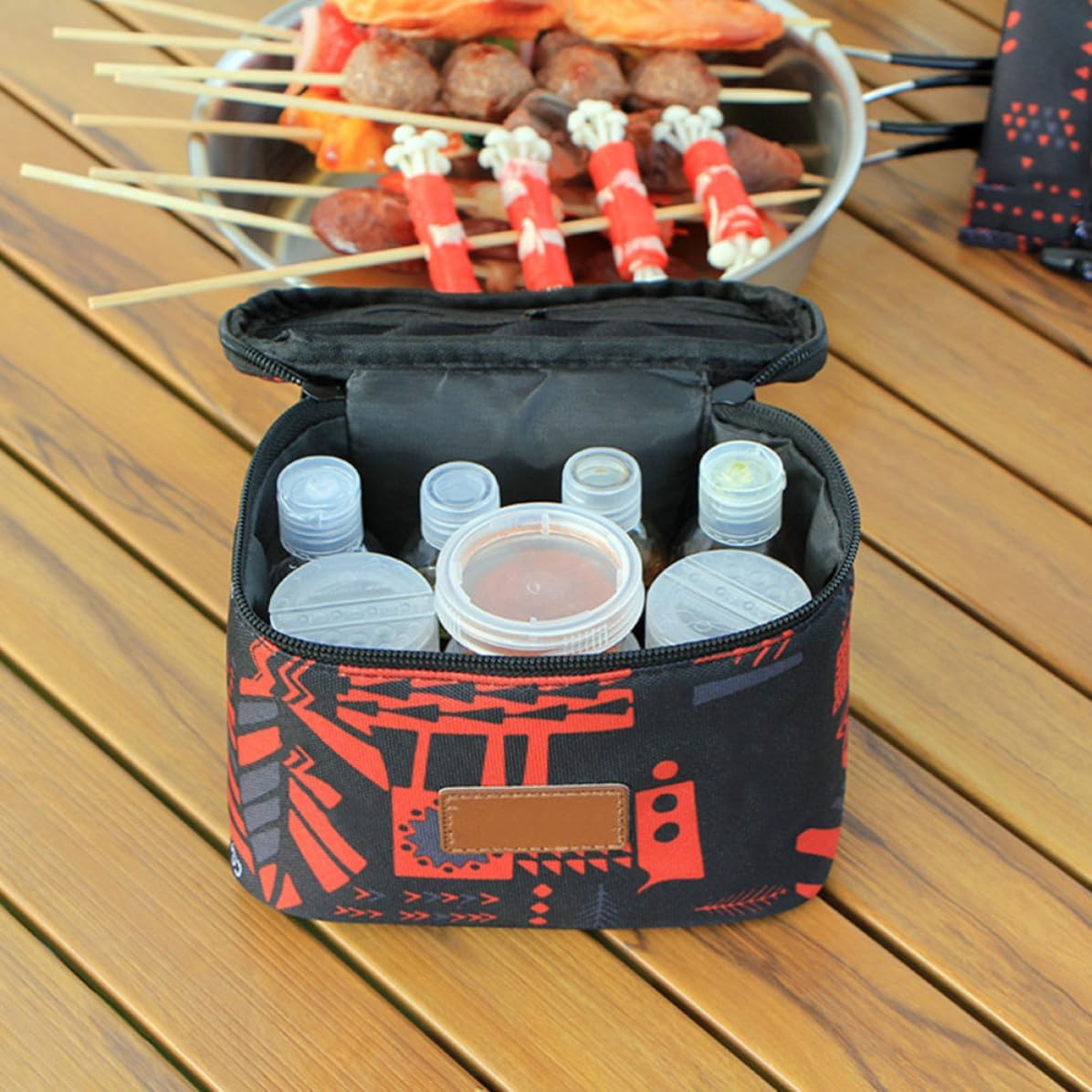 Portable Barbecue Condiment Bottles Set with 1 Storage Bag, Plastic and Oxford Fabric Material, Practical Design for Cooking and Storing Seasonings, for Outdoor Camping and Bbq