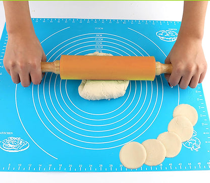 Silicone Rolling Pin, Green 9 Inch Pin with Wooden Rotatable Handle for Dough of Baking Bread, Cookie, Pizza (green, 9 inch)