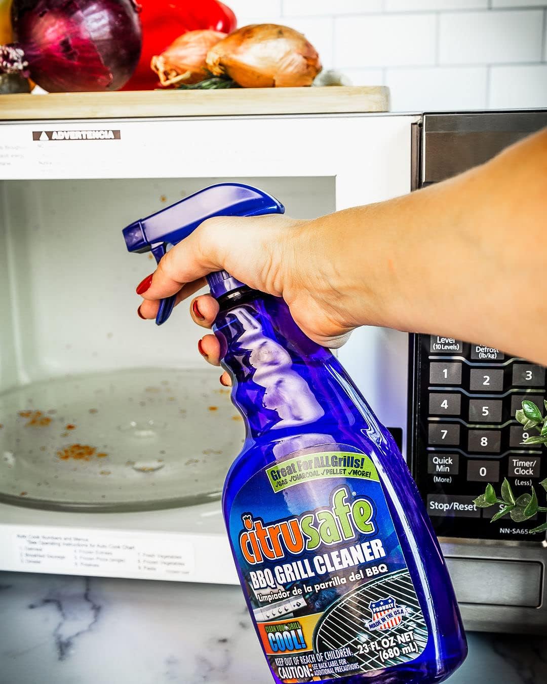 Grill Cleaning Spray - BBQ Grid And Grill Grate Cleanser By Citrusafe (23 oz)