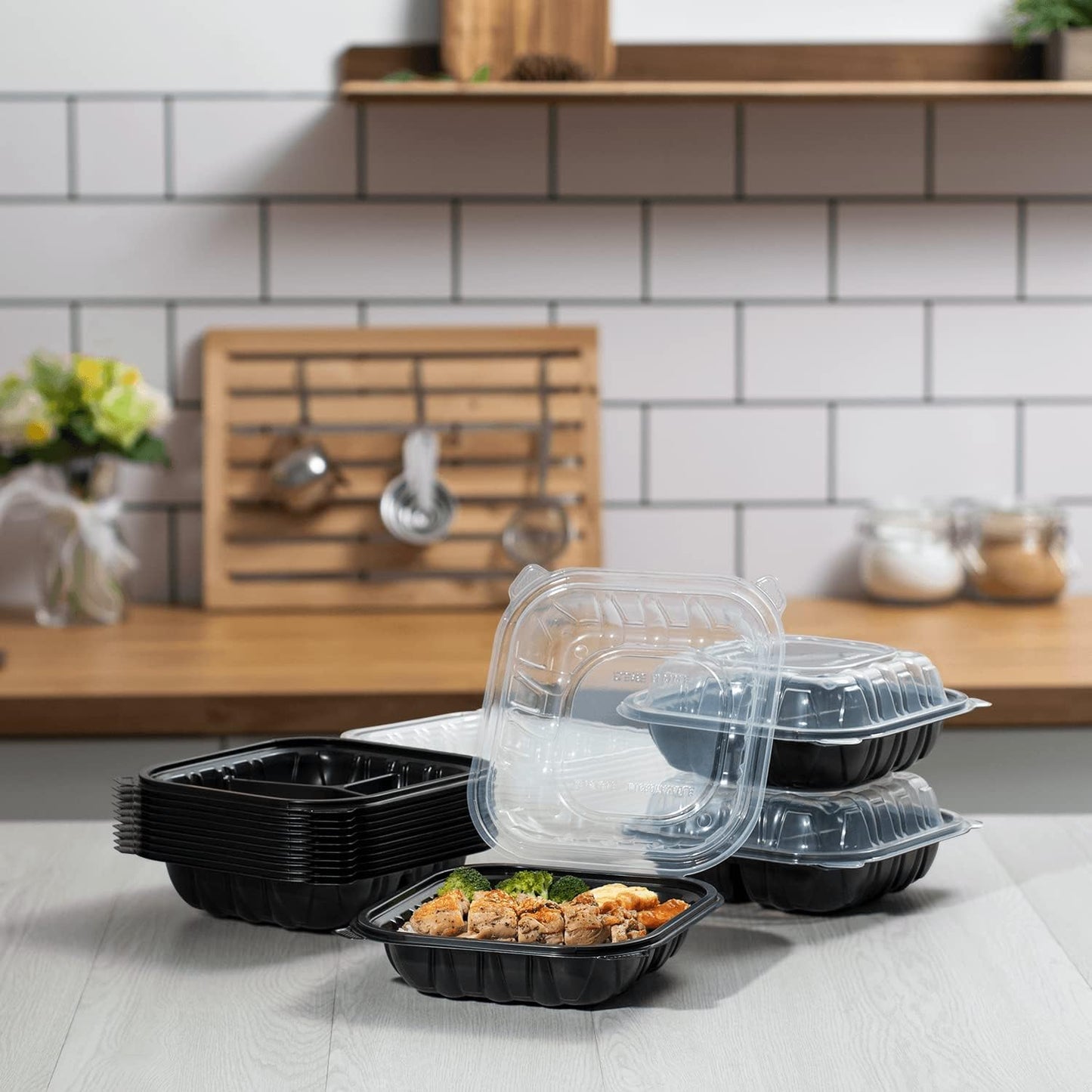 Karat Premium PP Hinged Container [150 ct], Take Out Food Containers - Case (9"x9", 3 compartments)