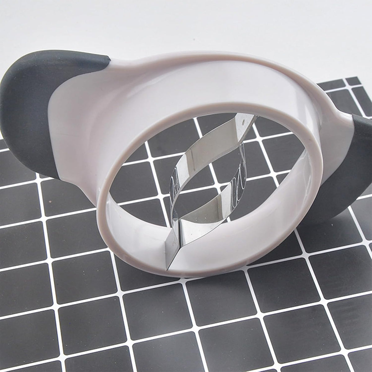 Mango Slicer,Mango Splitter, Peeler & Pit Remover Tool - Mango Cutter with Stainless Steel Microblades - Dishwasher-Safe Fruit Slicer (White)