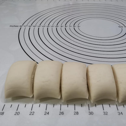 Yansumi silicone pastry non stick baking mat with measurement fondant mat with three sizes for silicone baking mat, counter mat, dough rolling mat,fondant/pie crust mat (Red, 16"L x 12"W)