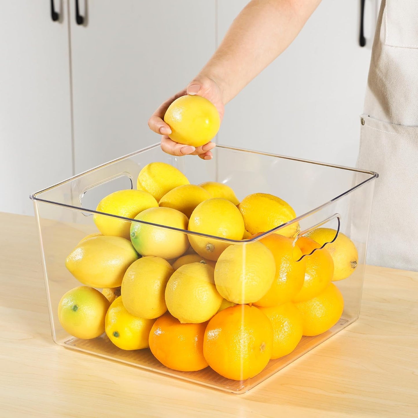 Vtopmart 4 Pack Extra Large Clear Plastic Storage Bins,11x11 Cube Acrylic Organizer Square Containers with Handle for Pantry,Closet,LaundryRoom,Kitchen,Bathroom,UnderSink Organization