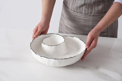 Pampa Bay Portofino Plata, Round Chip & Dip, 9.5” D x 2.75" (White and Gold)