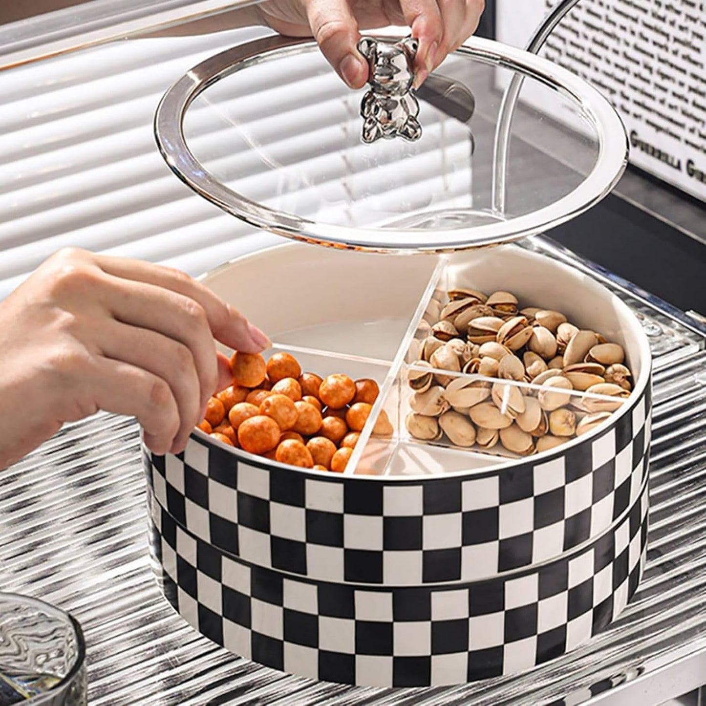Homary Modern 8.9″ 2-Tier Divided Snack Tray with Lid – Checkerboard Serving Tray & Food Storage Container for Cheese, Party Snacks