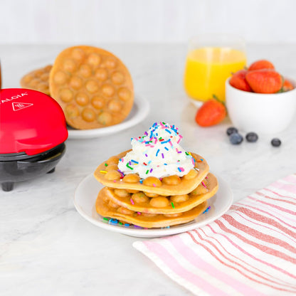 Nostalgia Retro Electric Large Hard-Boiled Egg Cooker, 7 Capacity, Poached, Scrambled, Omelets, Whites, Sandwiches, for Keto & Low-Carb Diets, Aqua