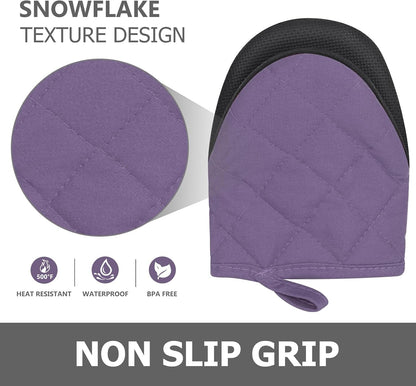1 Pair Short Oven Mitts - Silicone Kitchen Oven Gloves High Heat Resistant 500℉, Mini Oven Mits with Non-Slip Grip Surfaces and Hanging Loop for BBQ, Baking, Cooking and Grilling (Black)